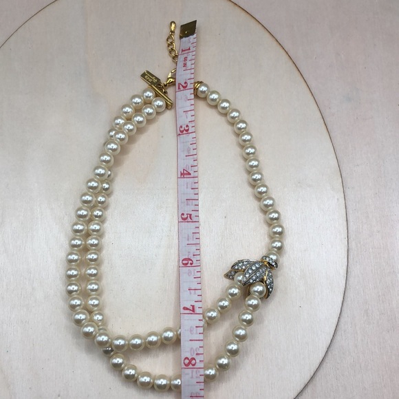 Bold Elegance vintage style costume statement necklace. - Picture 6 of 6